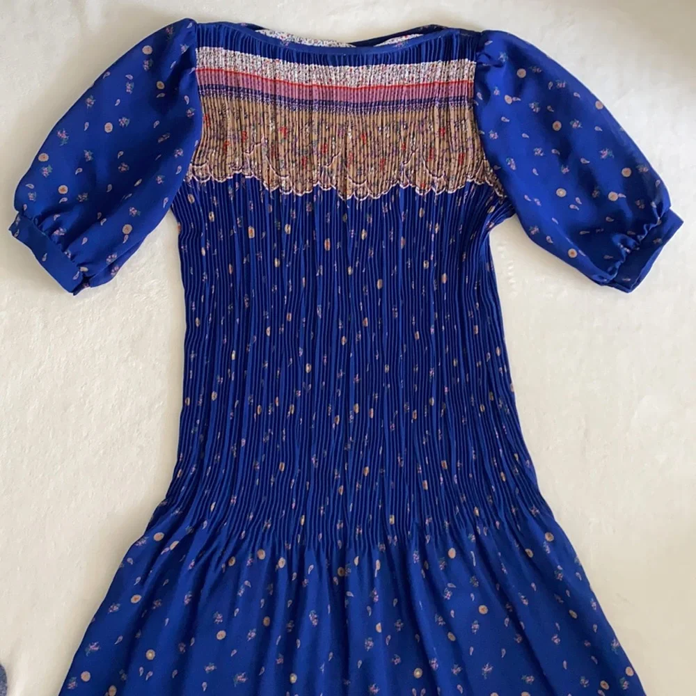 Vintage | Puff Sleeve Accordion Pleat Drop Waist Midi Dress Blue Floral Boho - Picture 3 of 16